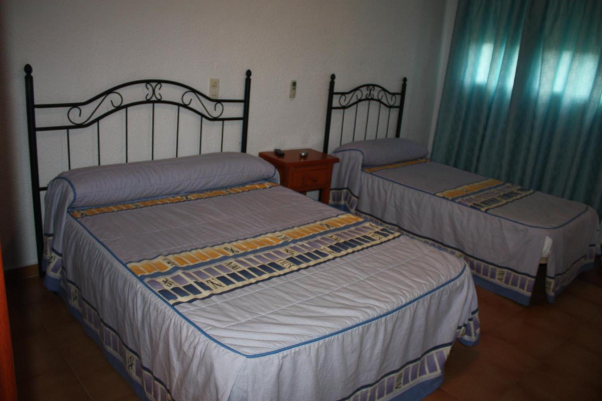 Hostal Tamarindos Matalascañas Eksteriør billede